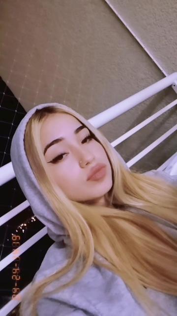@Domi 🦋