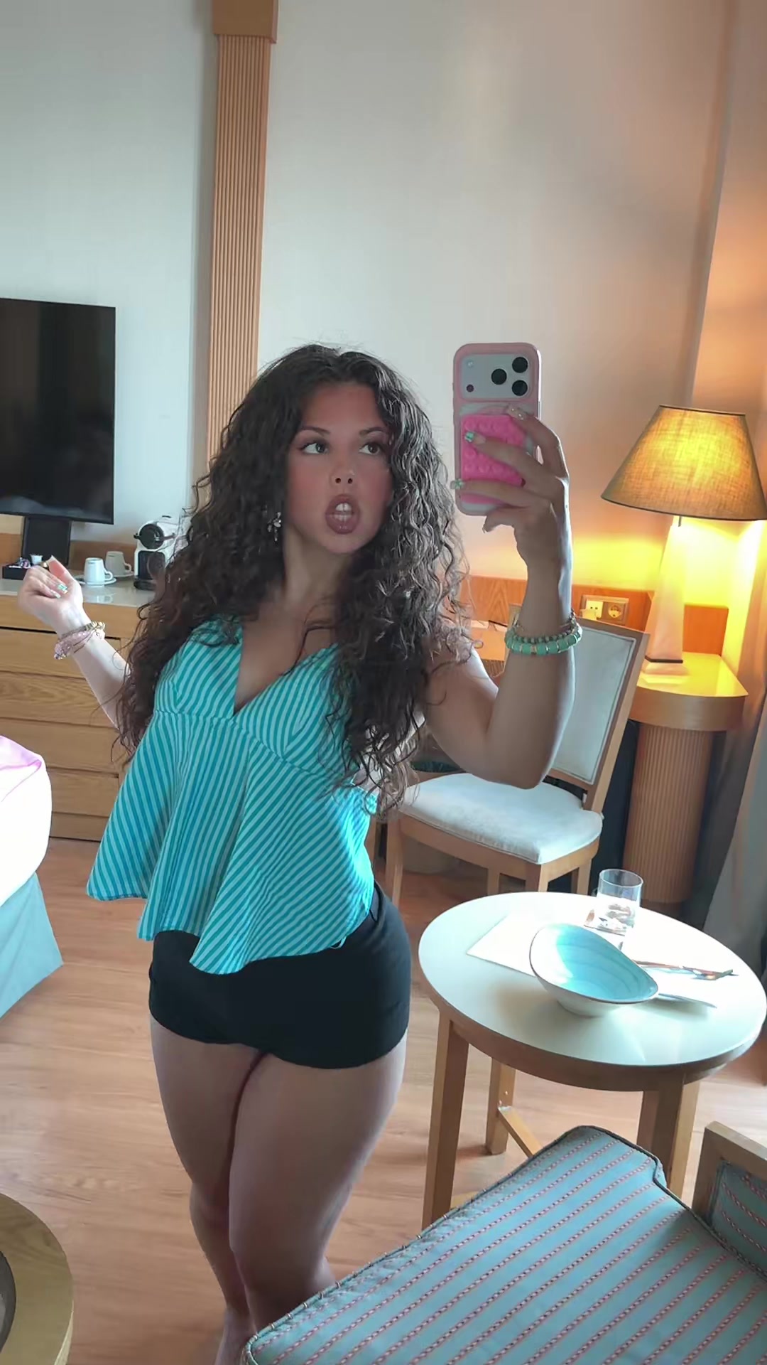 @Maria