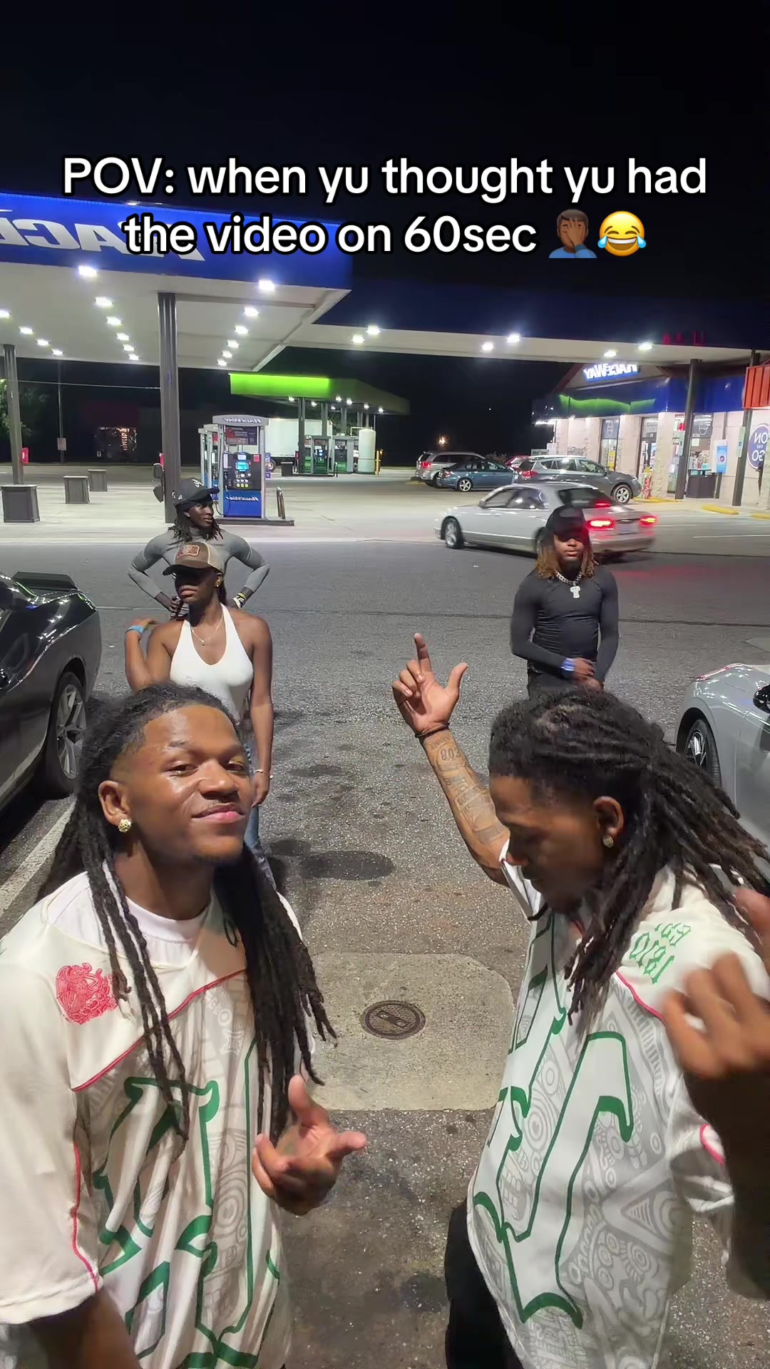 @Ghettotwins_