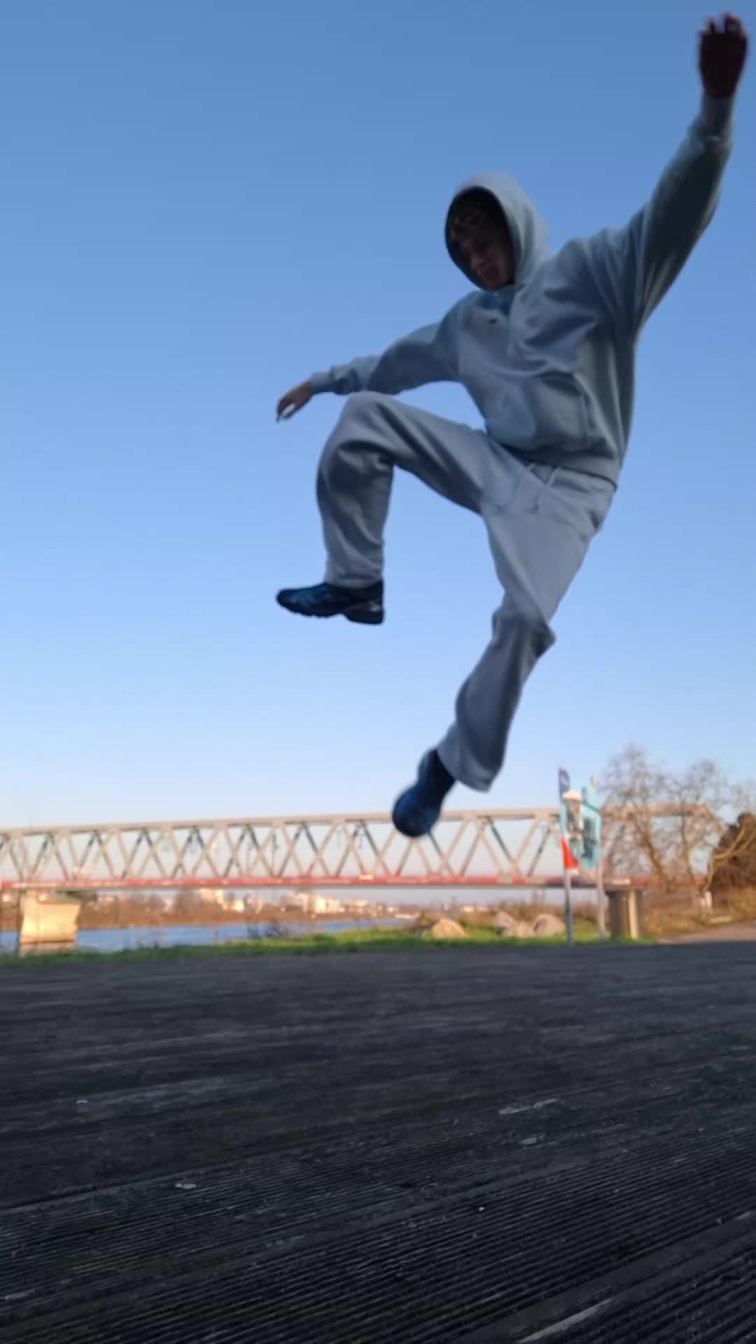 @Lockenhakker1