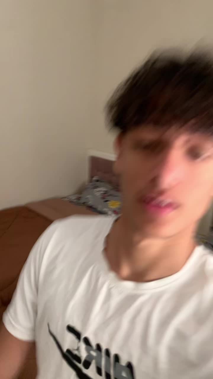 @🤠