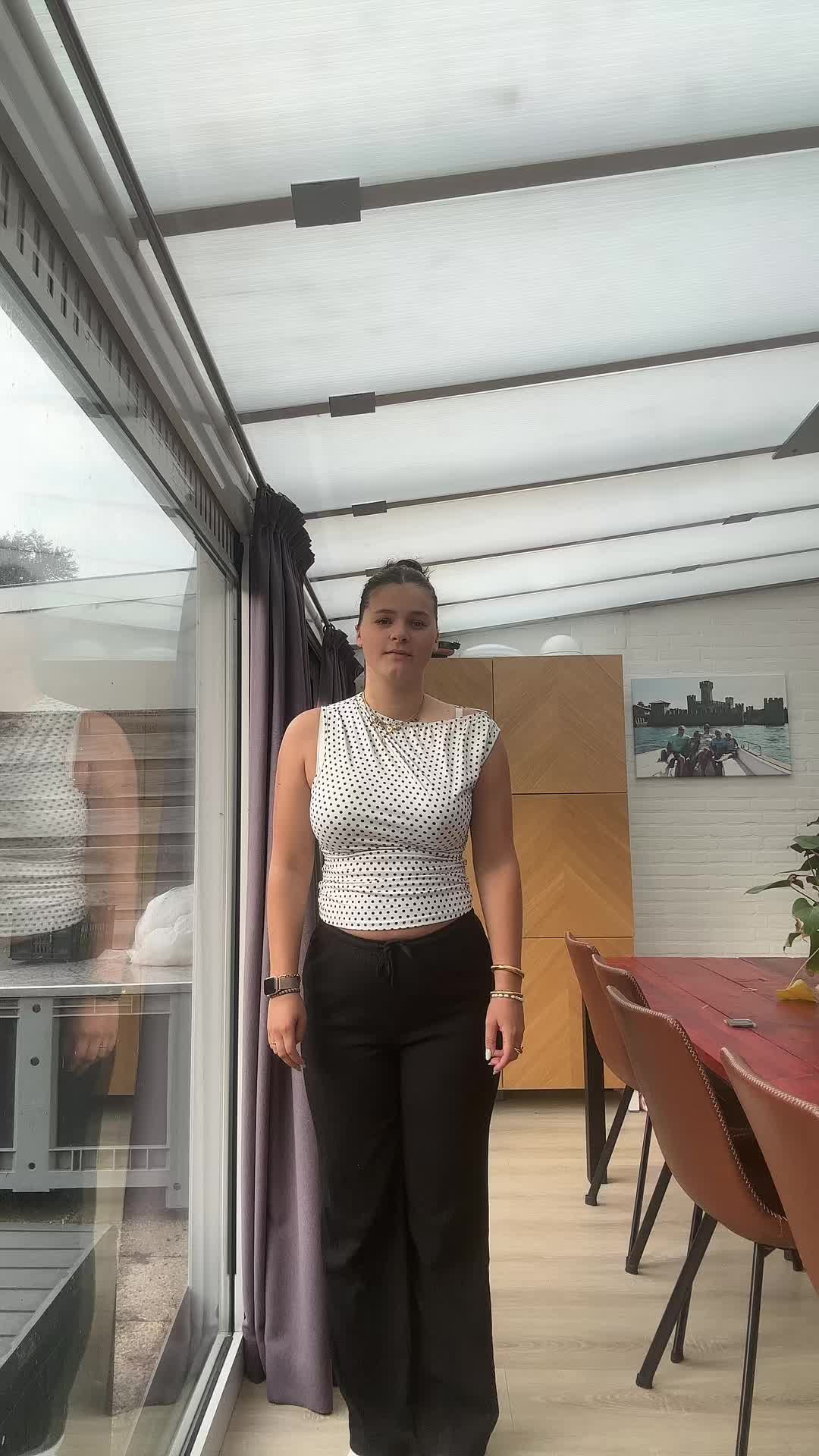 @𝓷𝓸𝓸𝓻🌸