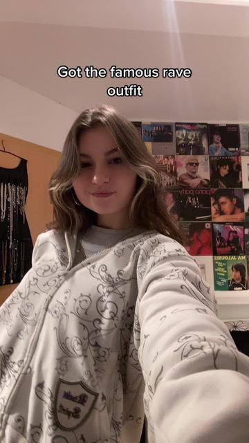 @Daniella