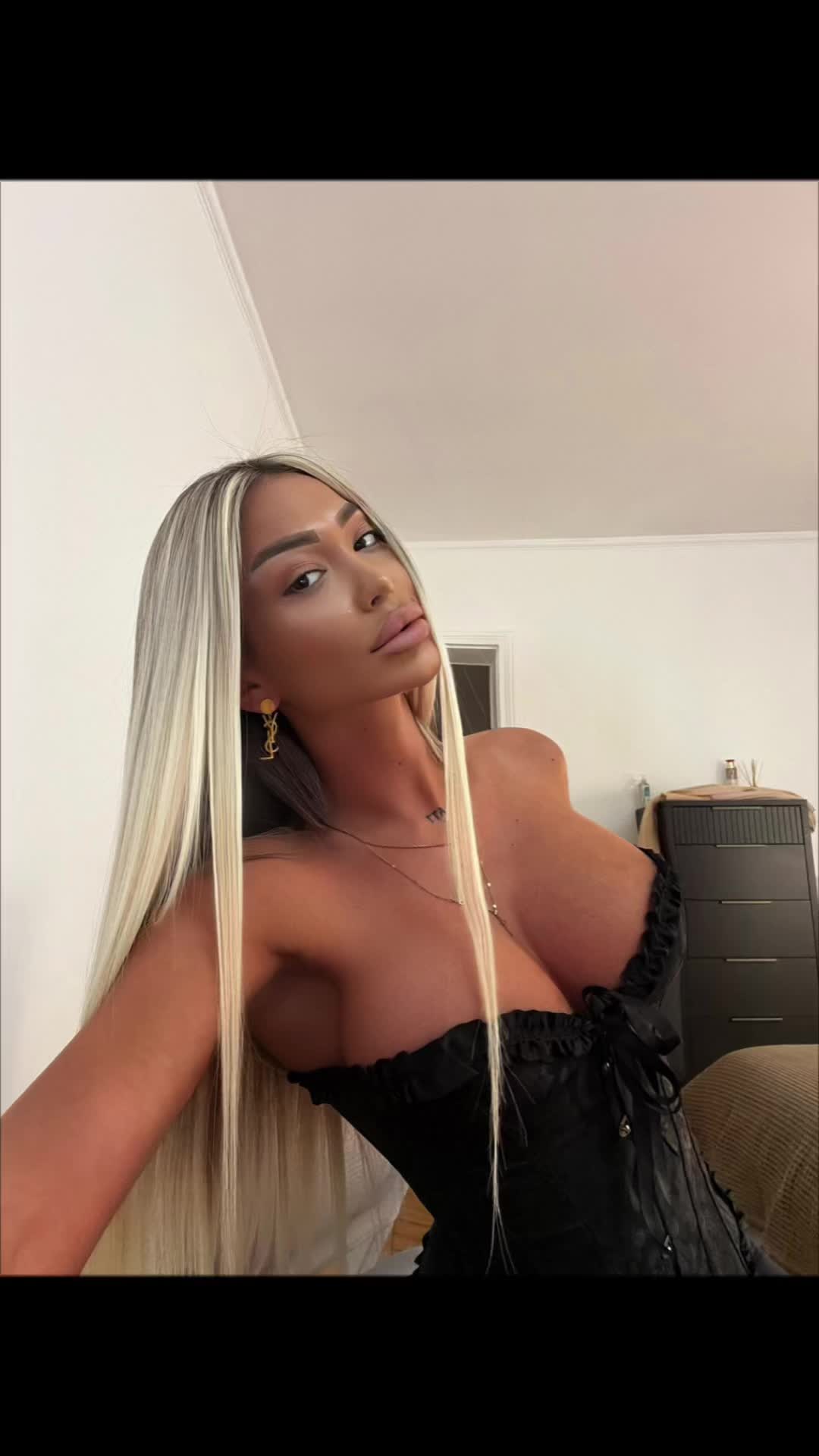 @AlinaMnt