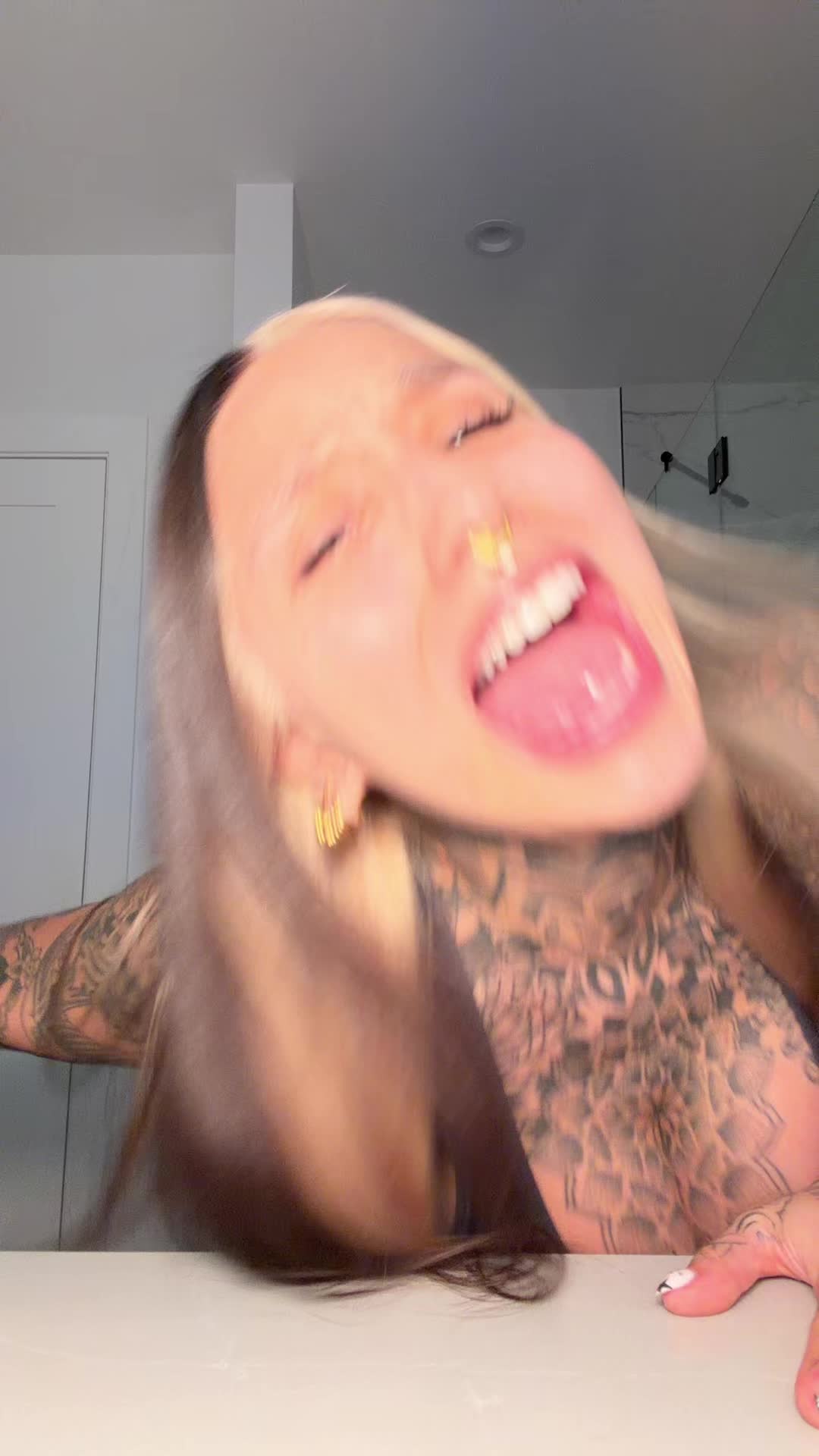 @Split_tongue_bri