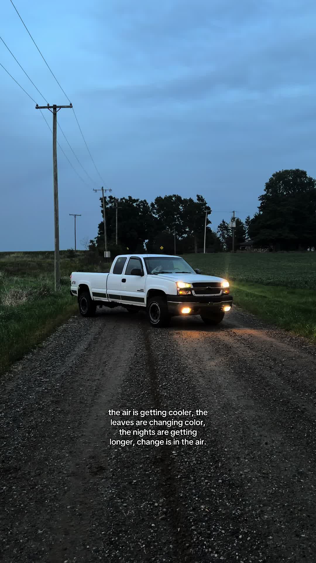 @𝕊𝕟𝕠𝕨 𝕎𝕙𝕚𝕥𝕖 𝕃𝕃𝕐