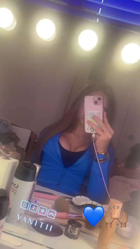@AmberMcloughlin