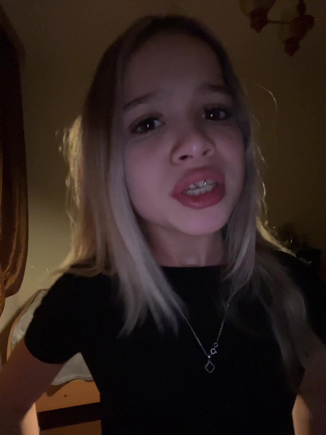 @Эиша