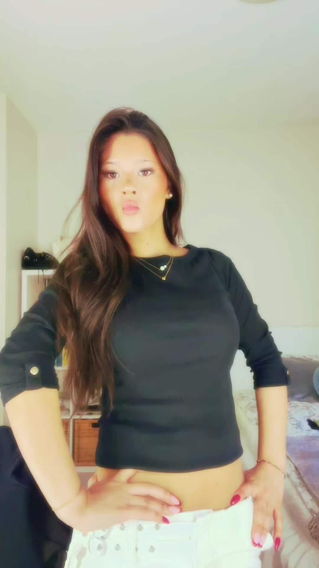 @oliviashemliga9