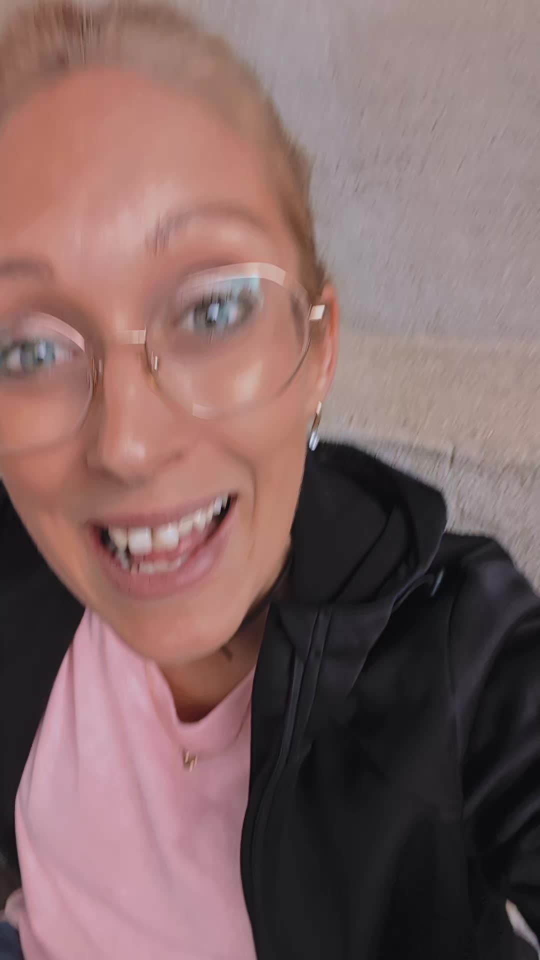@🥳Josy Jokkmokk🥳