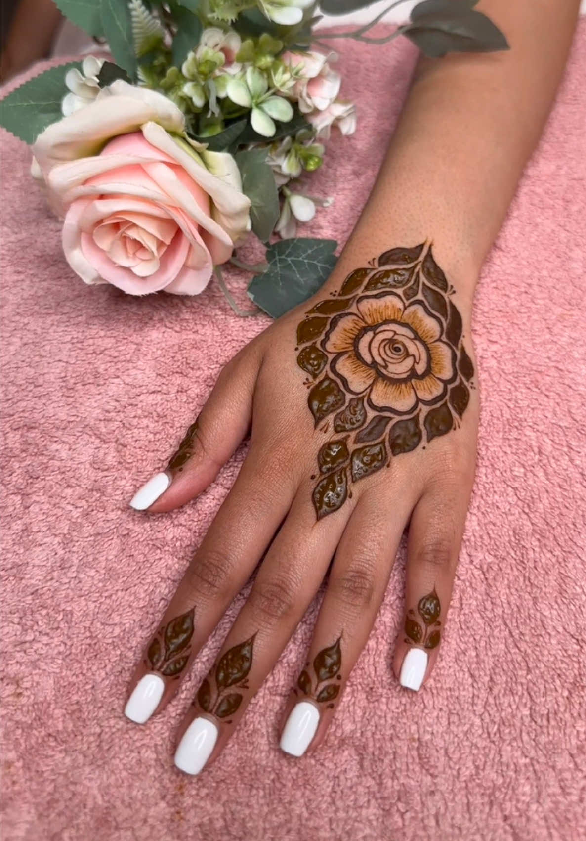 @Henna By Harmeet ✨