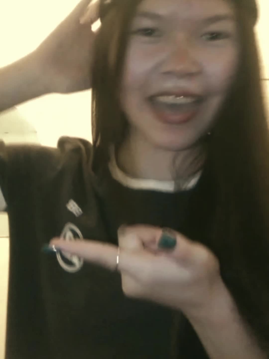 @Rayana))