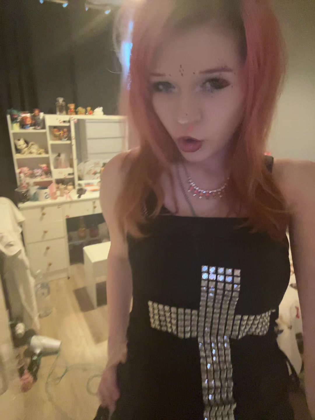 @𐔌   ᛝ  jess  .ᐟ  𐂯 🪽