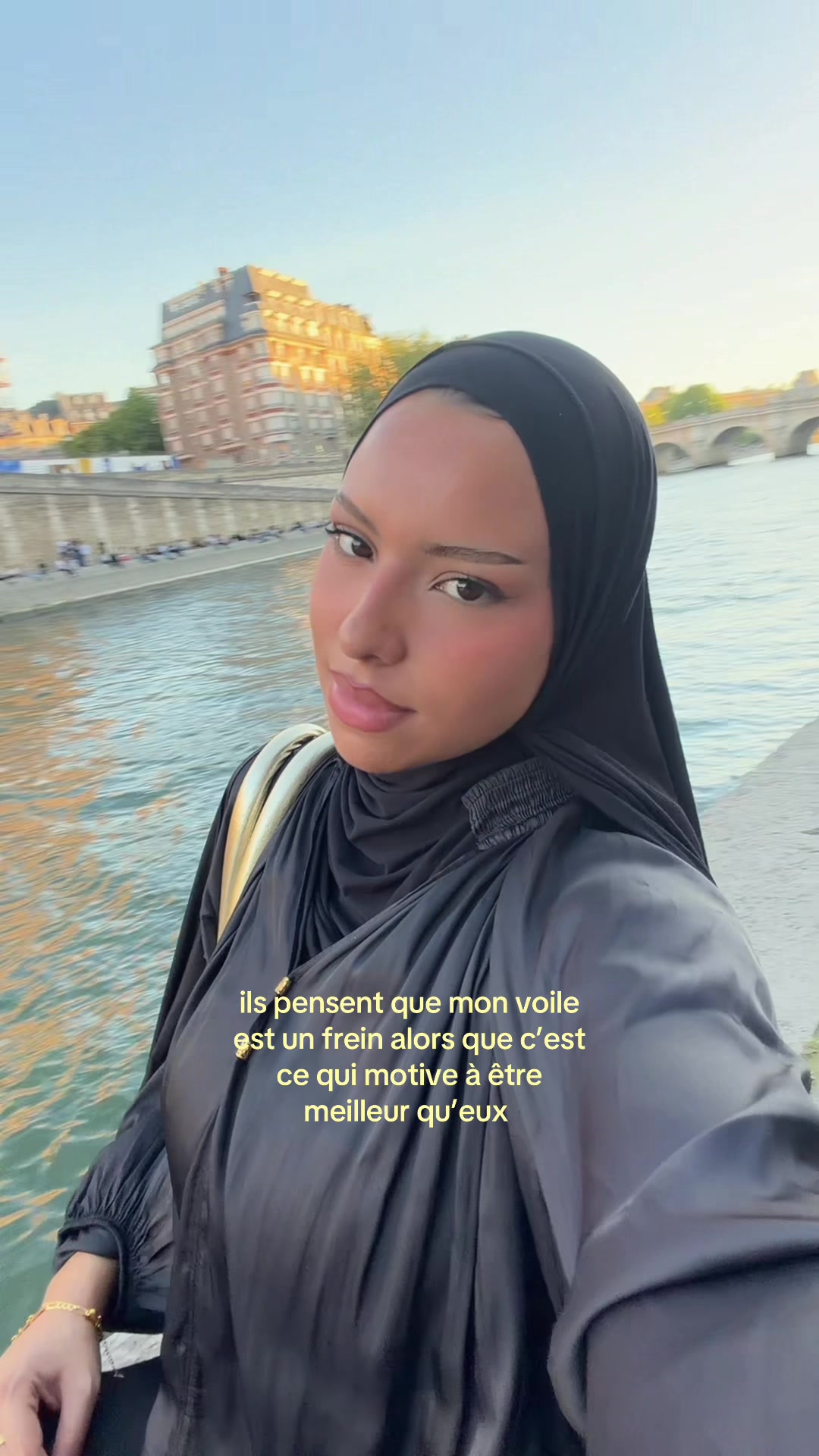 @hïb
