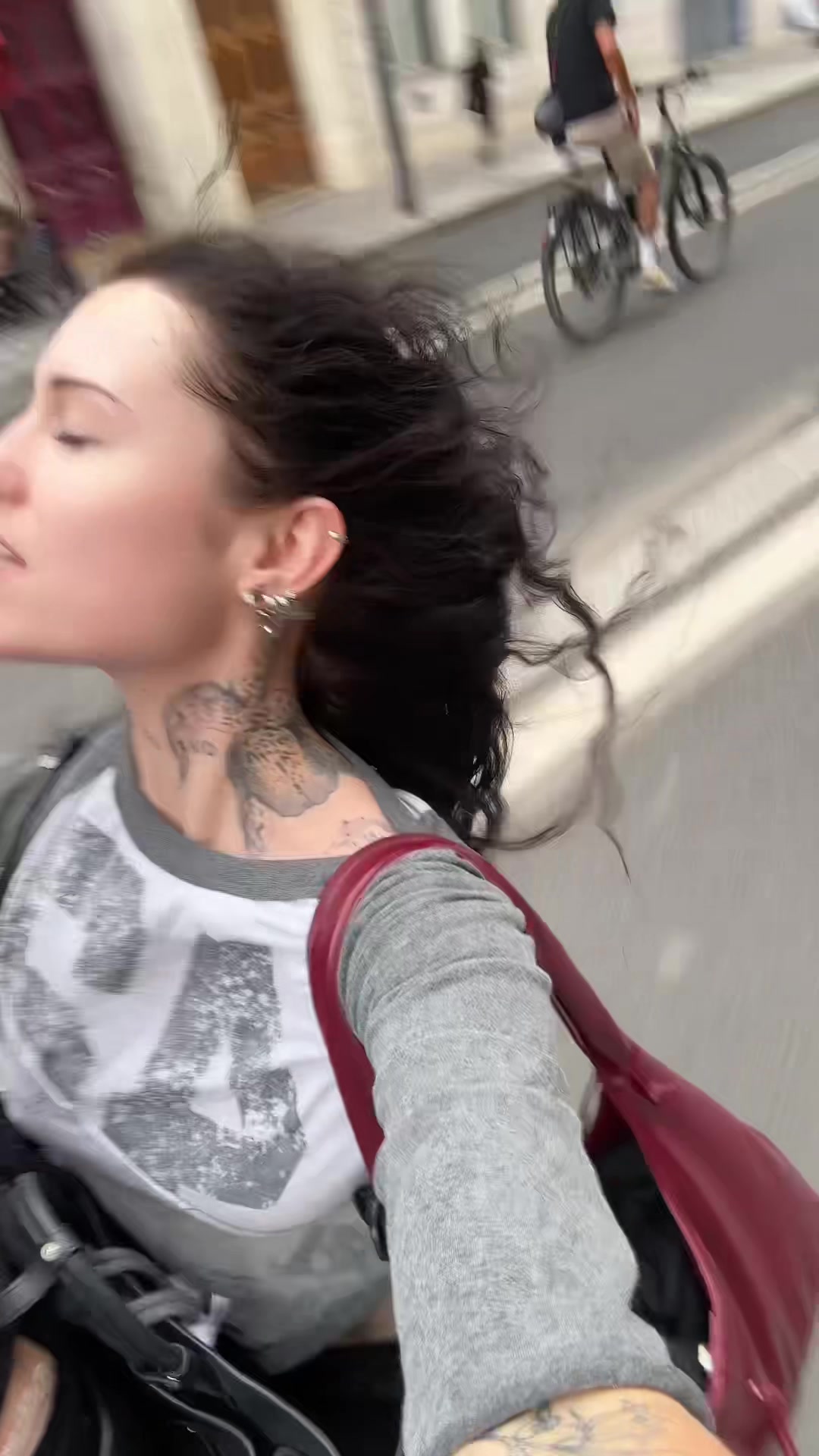 @Laura 🖤