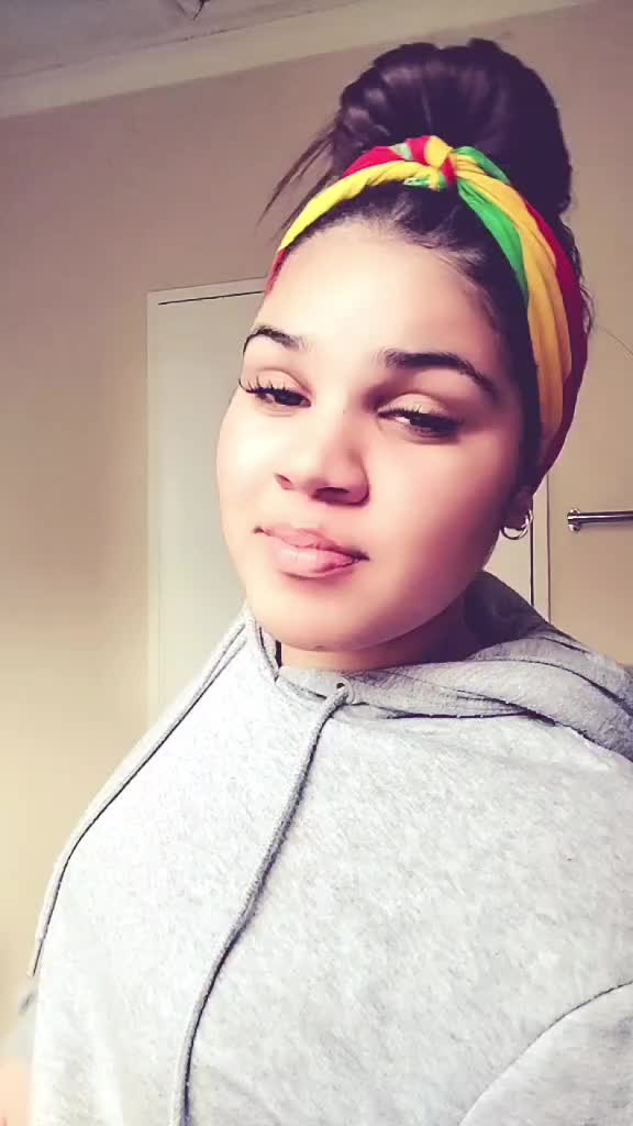 @Naomi-jane🍒🇬🇳