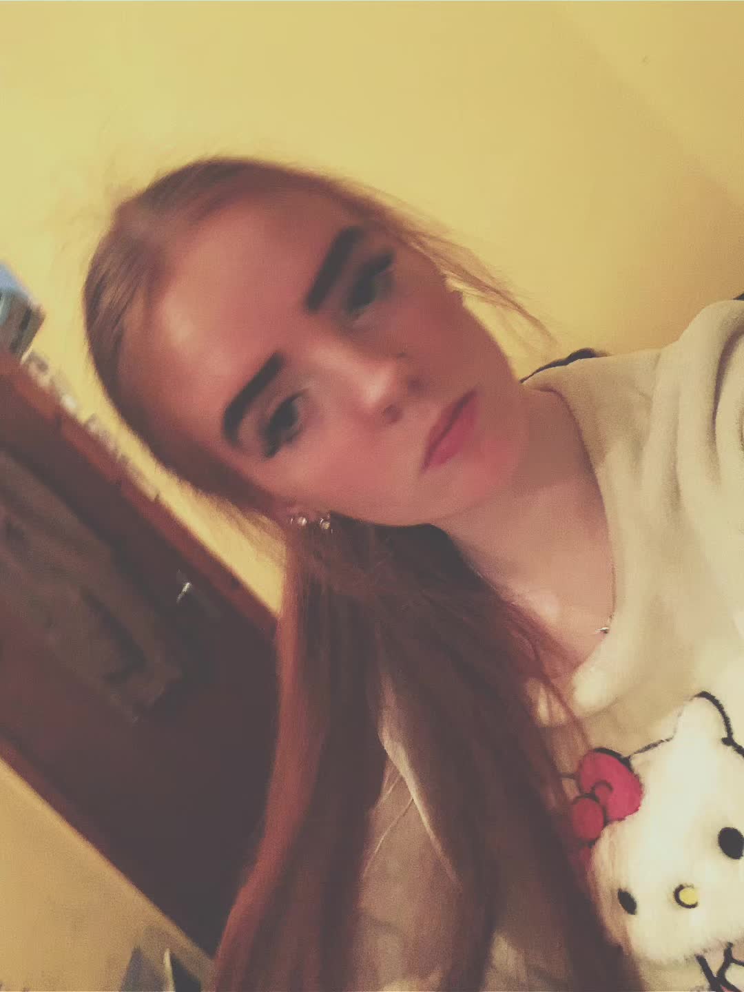 @🥳