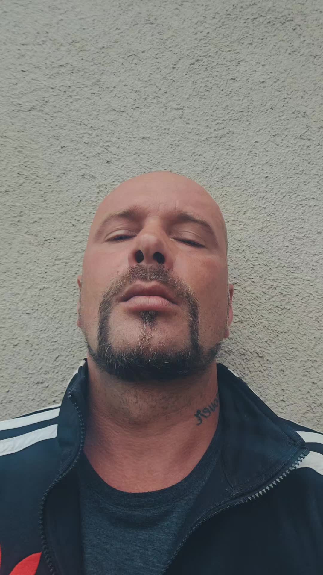 @Mann_mit_Glatze