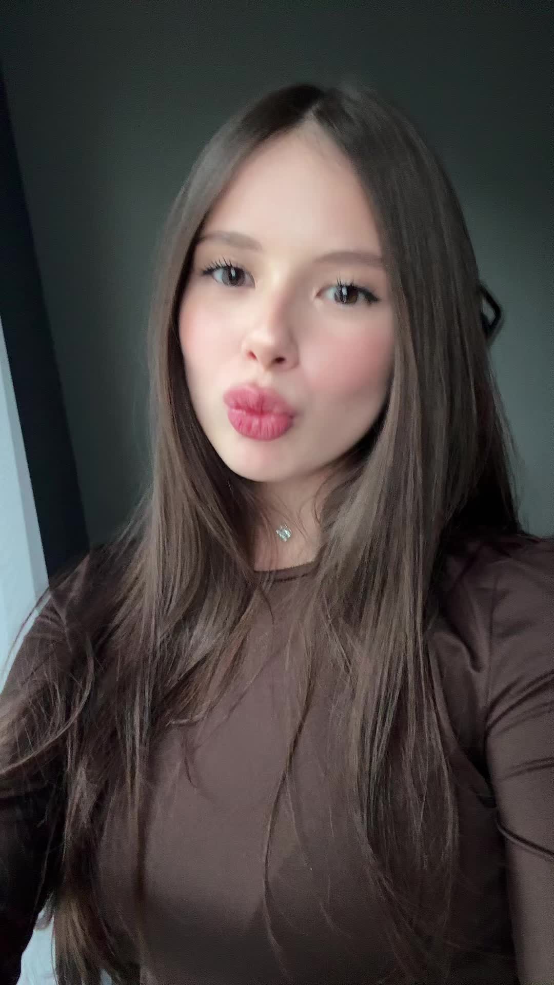 @user76543456_