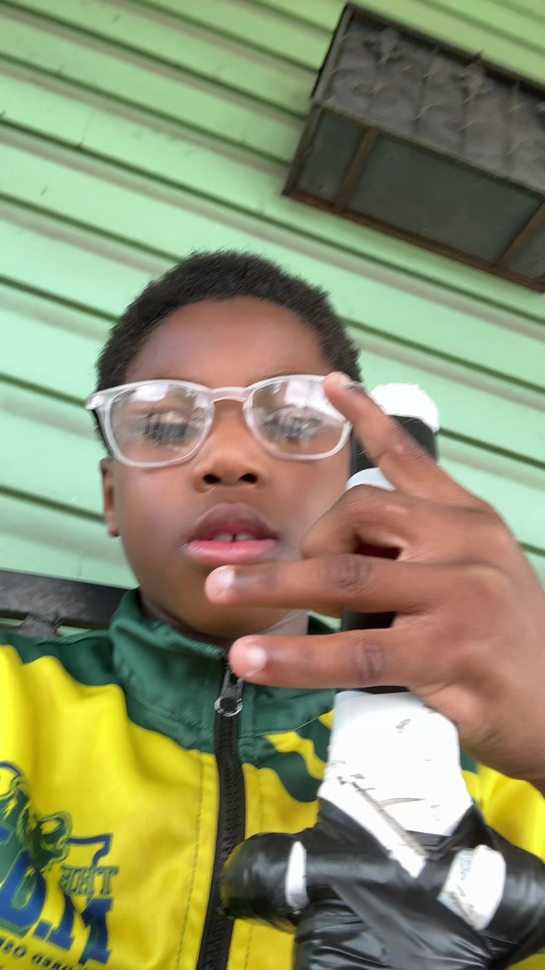 @🐐.