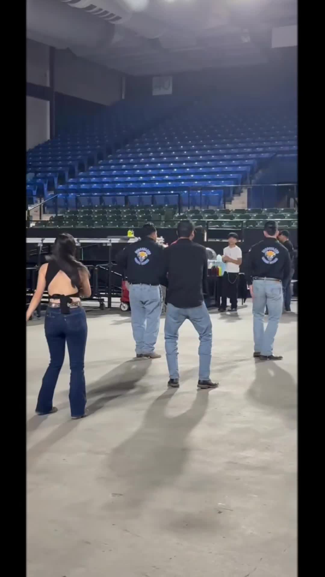 @Borderland Country Dancers