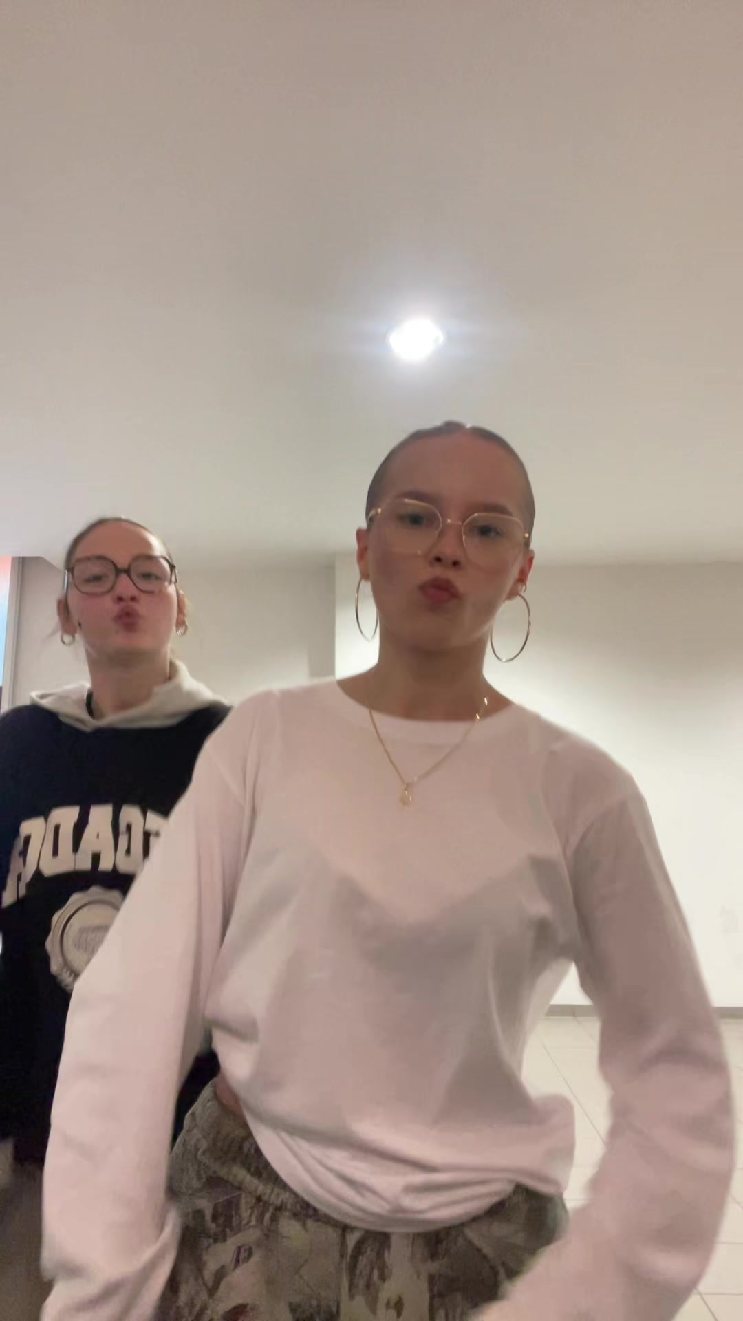 @variablexcrew