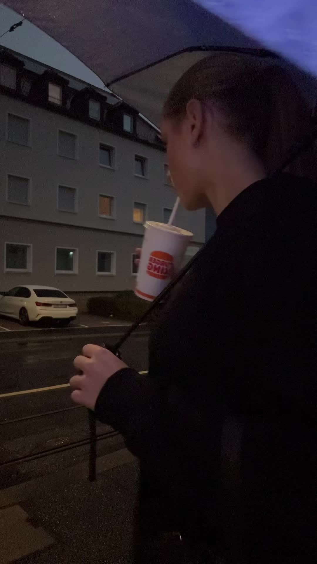 @𝐬𝐨𝐟𝐢𝐚🏄🏼♀️