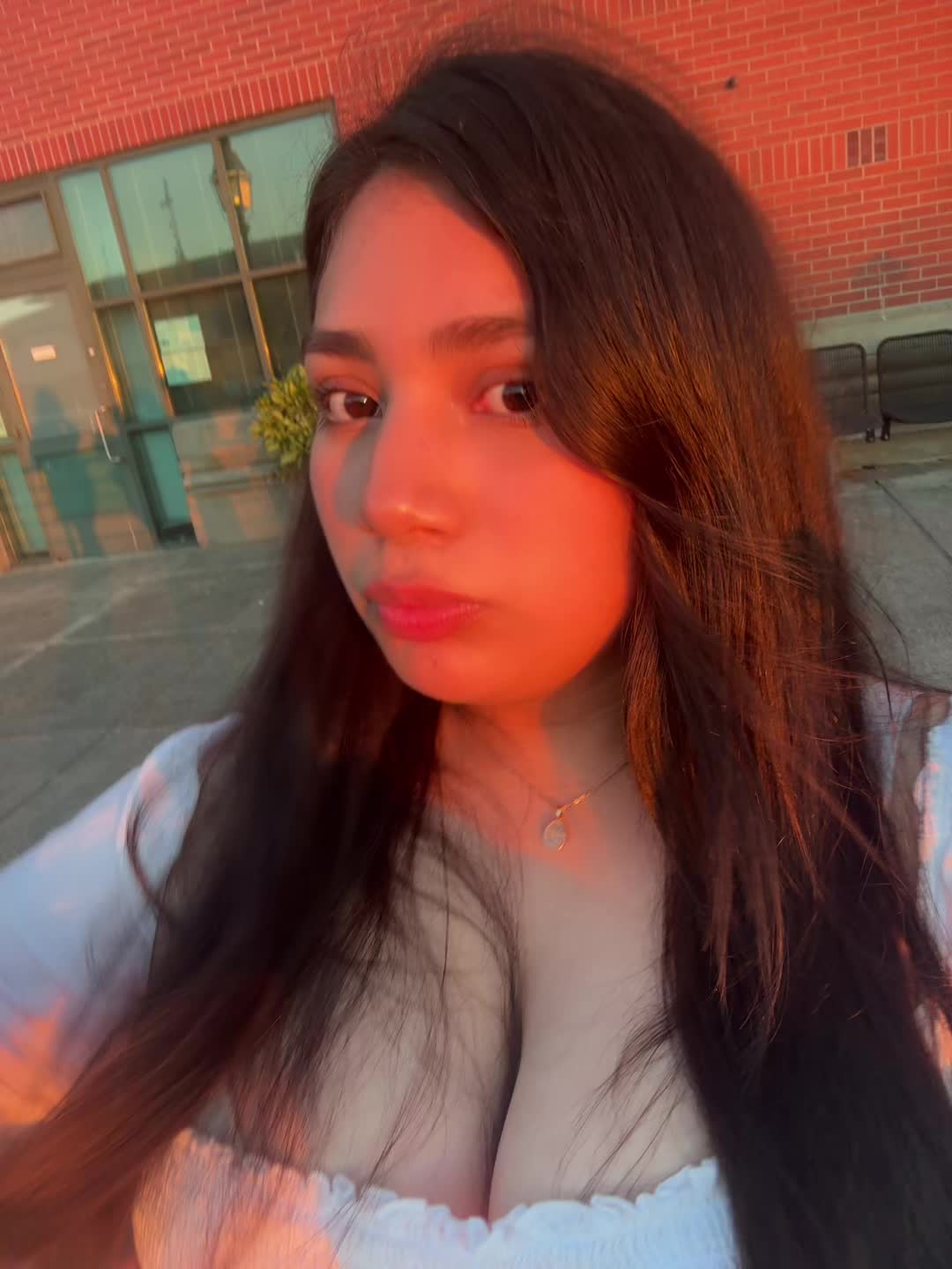 @️