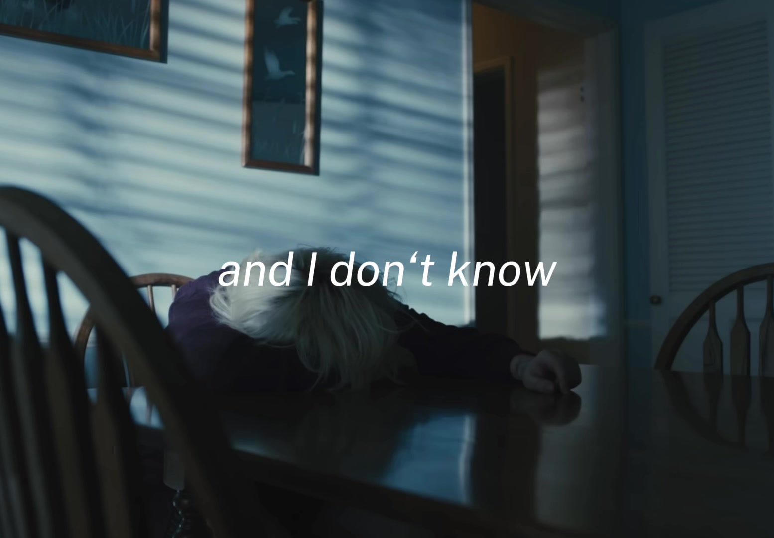 @???