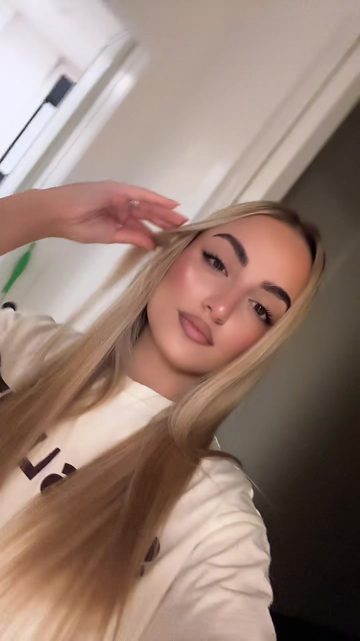 @Lucrezia
