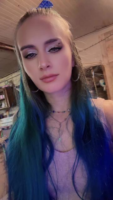 @Ťĩfffäñÿÿÿ! 🖤