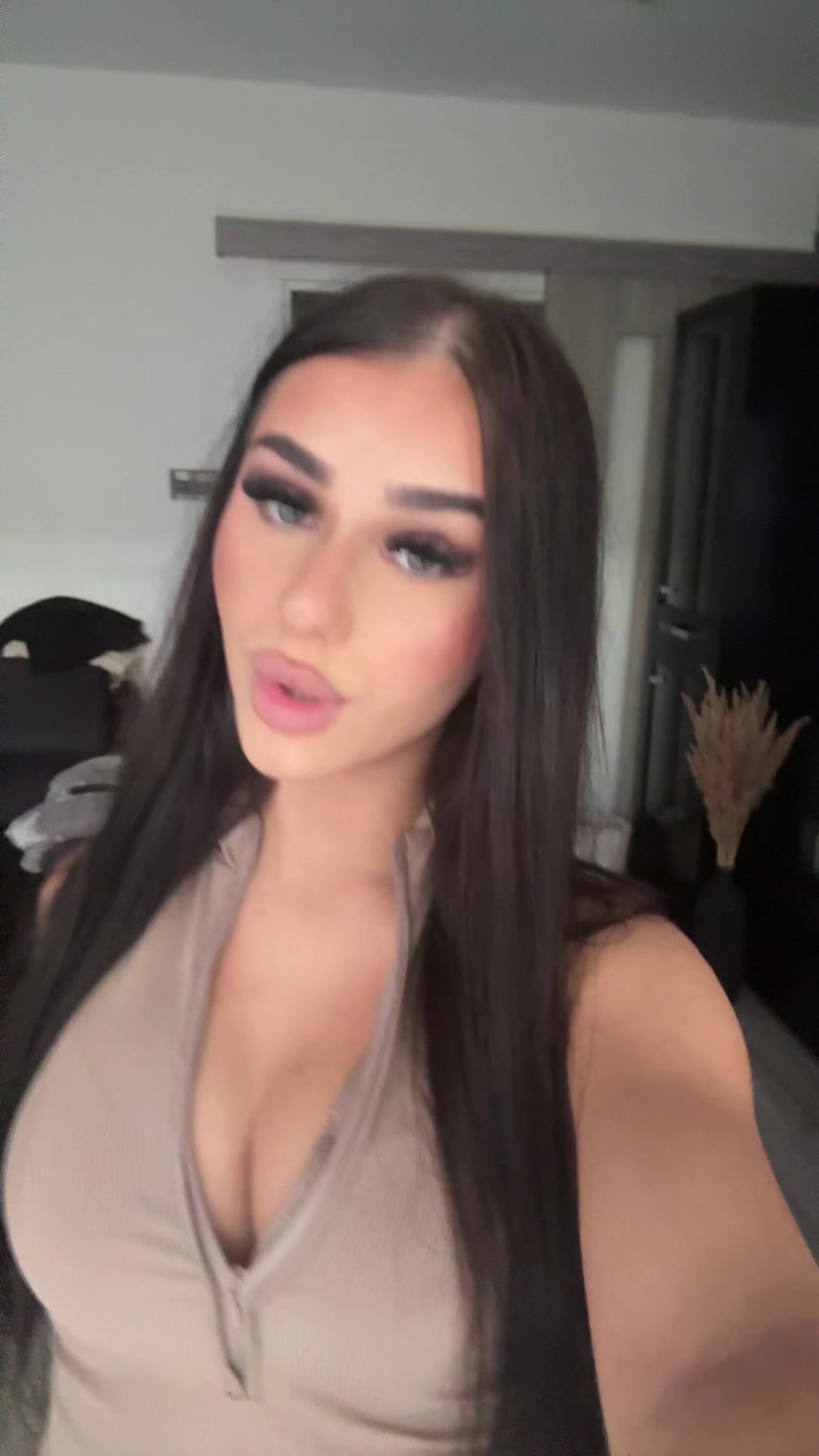 @_victoria