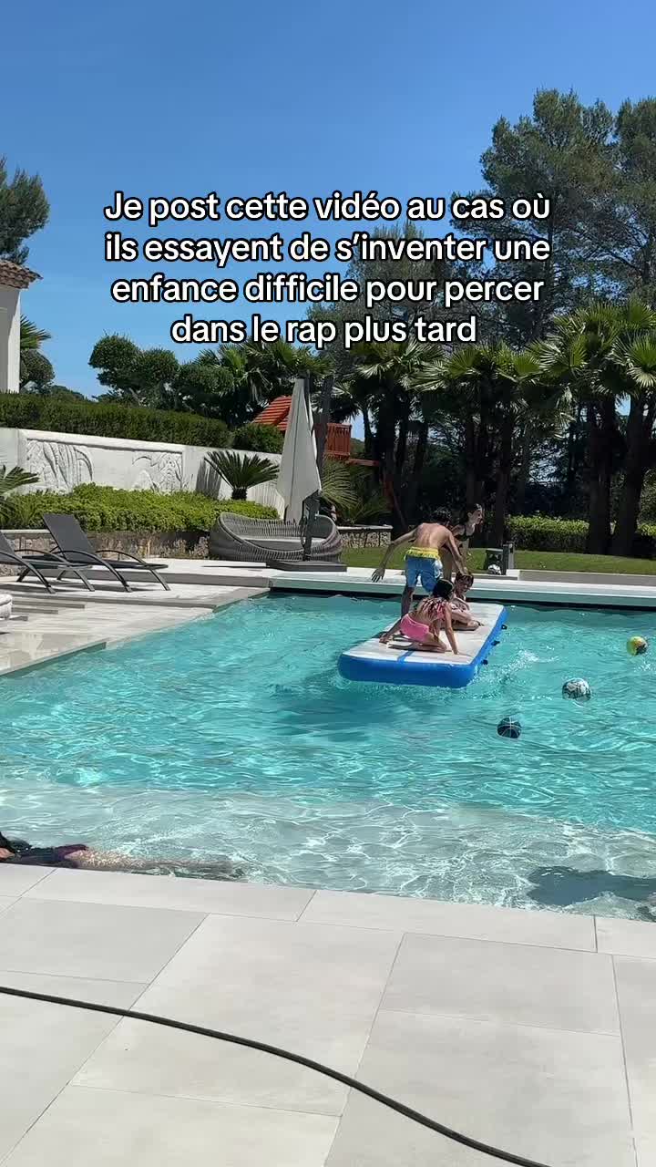 @Familyveretout