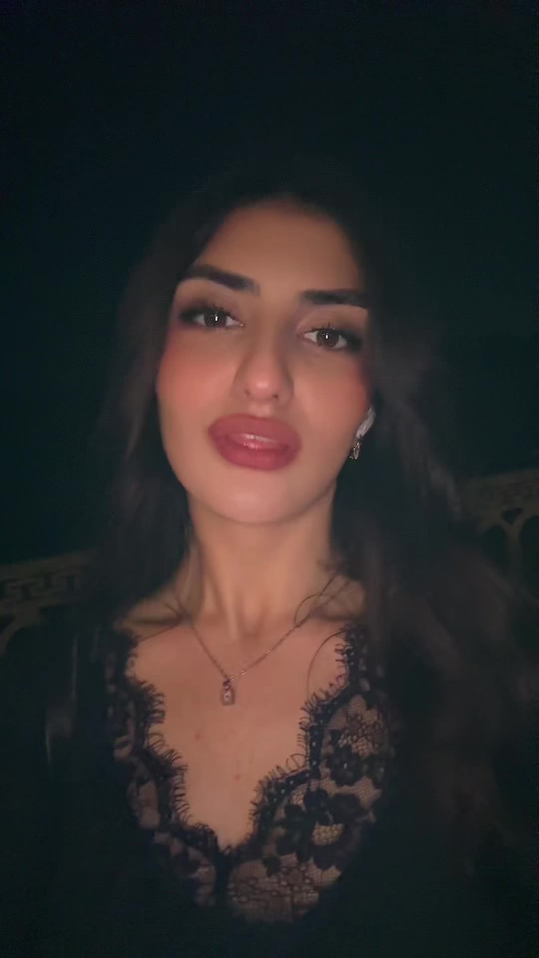 @foxaniel