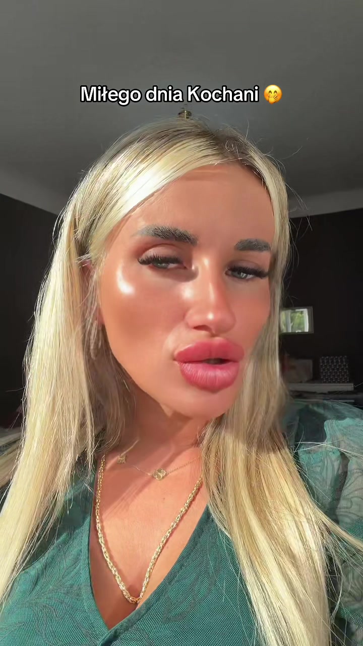 @Domcia_Luxmadame