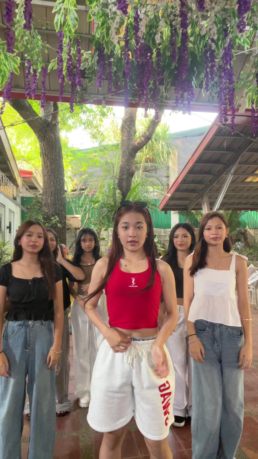 @Bella C