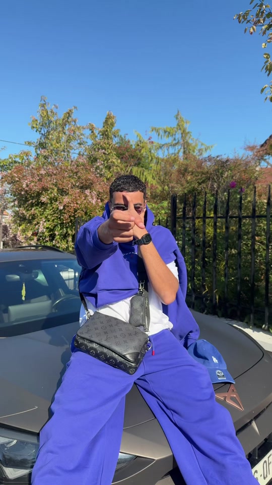 @Krimoow
