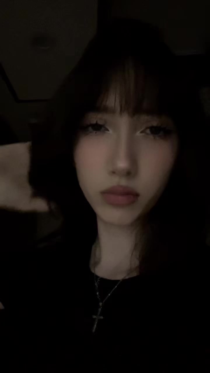 @HELEN
