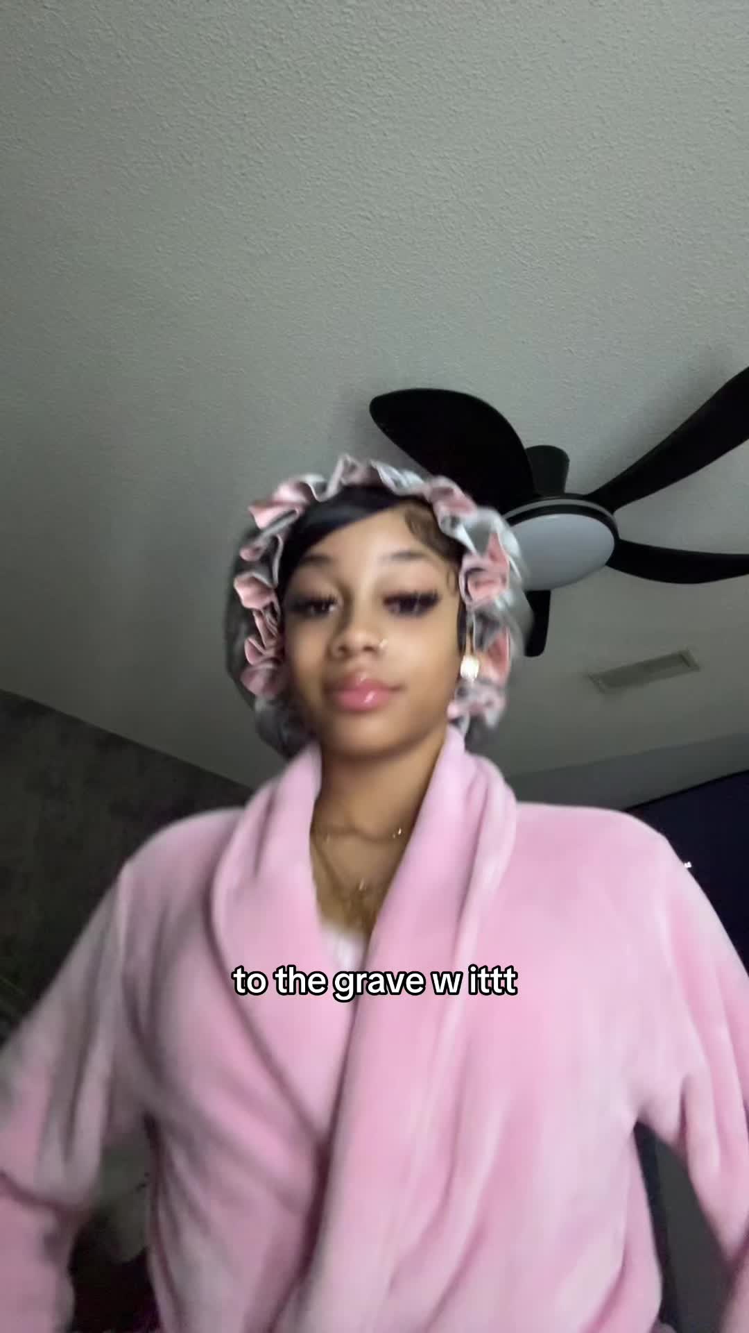 @aniya kemoraa ᥫ᭡