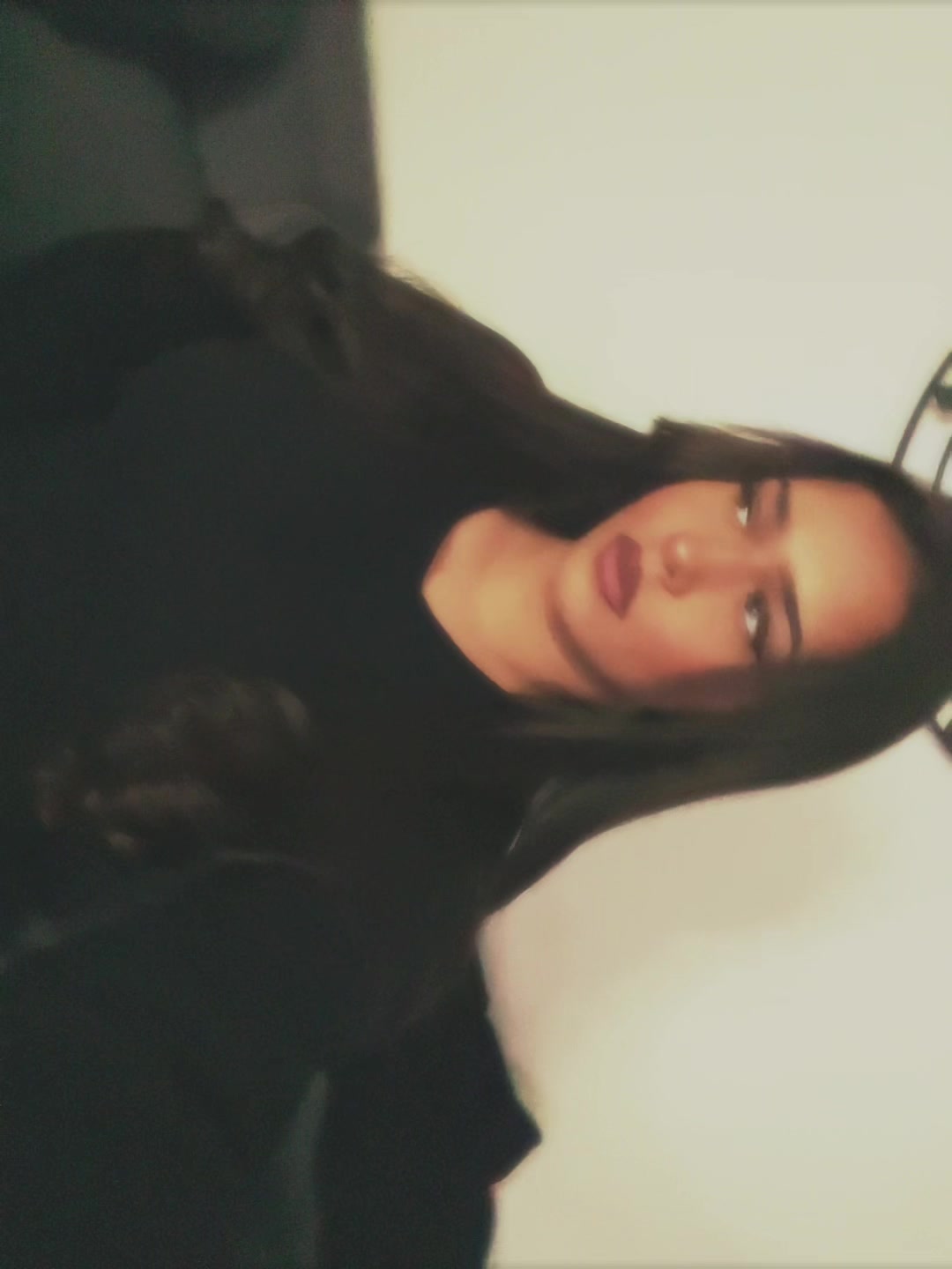 @⠀⠀⠀⠀⠀⠀⠀luana