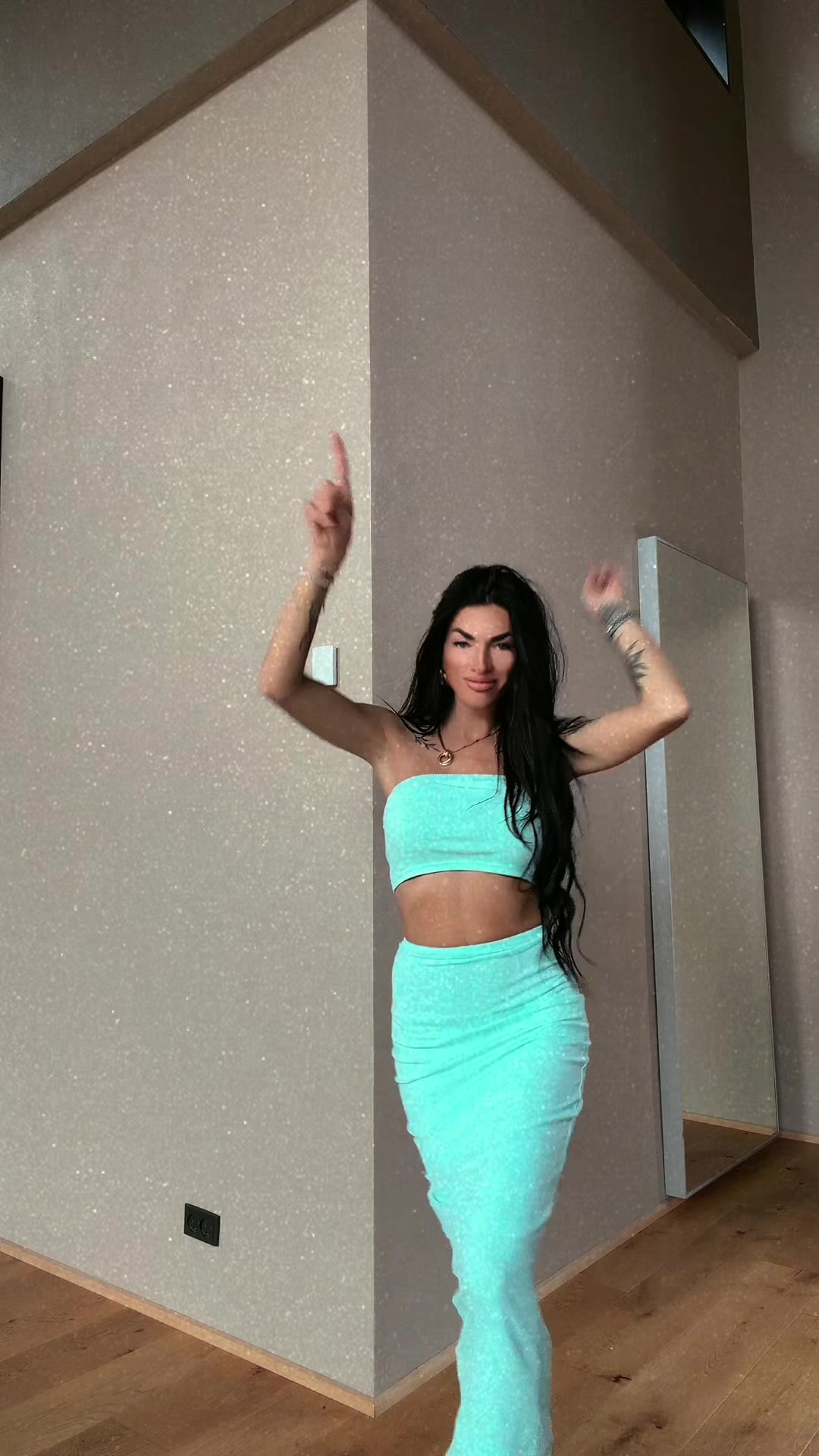 @szalonaalex3