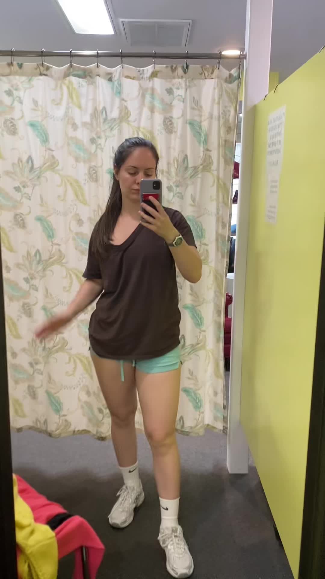@izzy_.thrifts