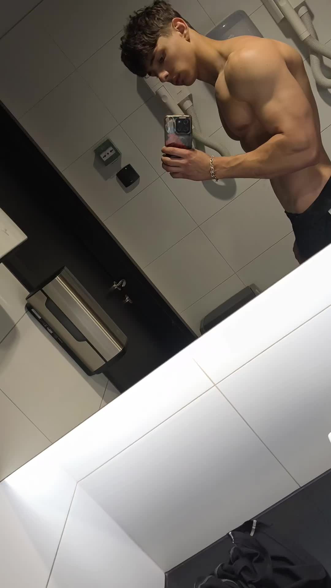 @IG:Frozuuuu