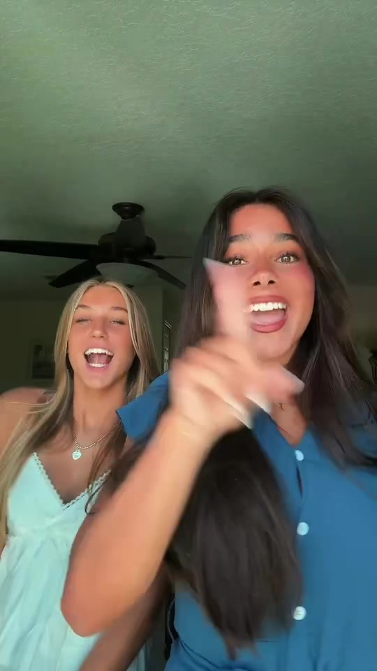 @Ella