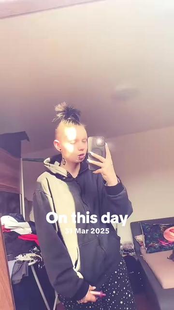@stolze_mama__24.26_