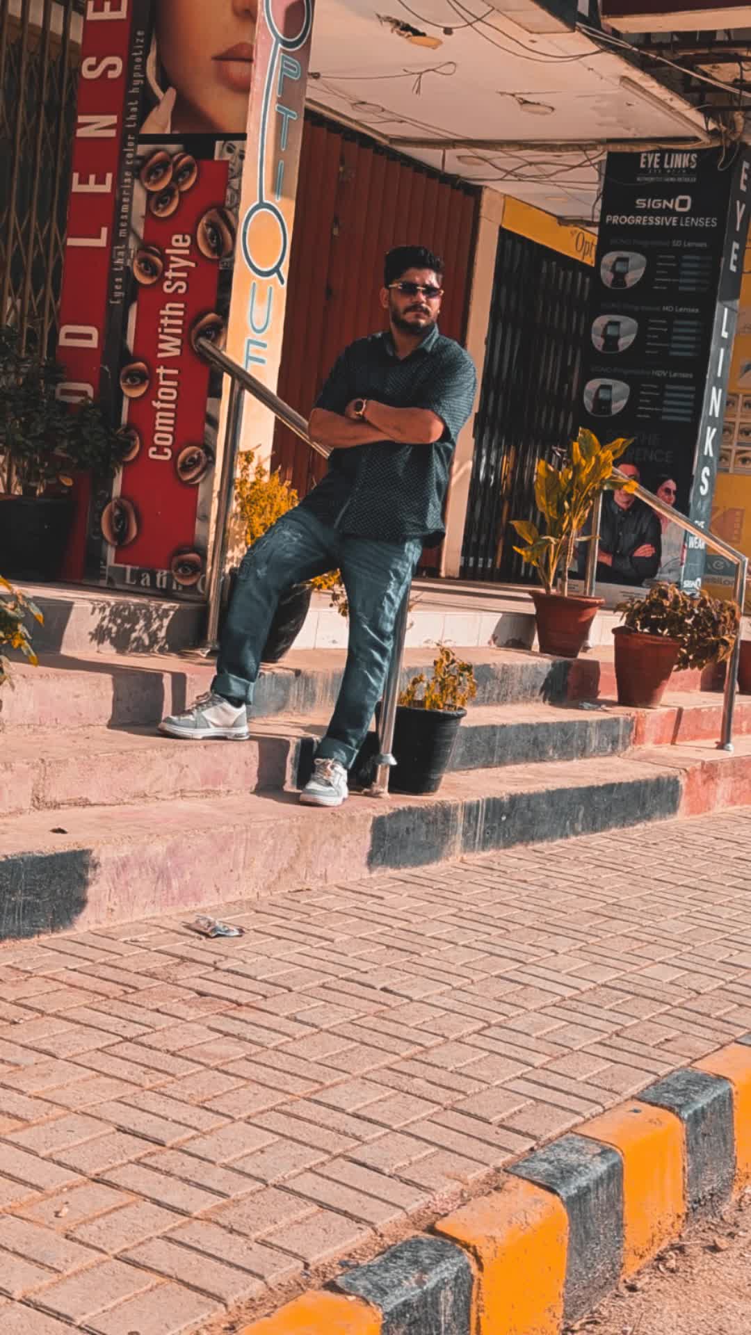 @SAMEER 😎