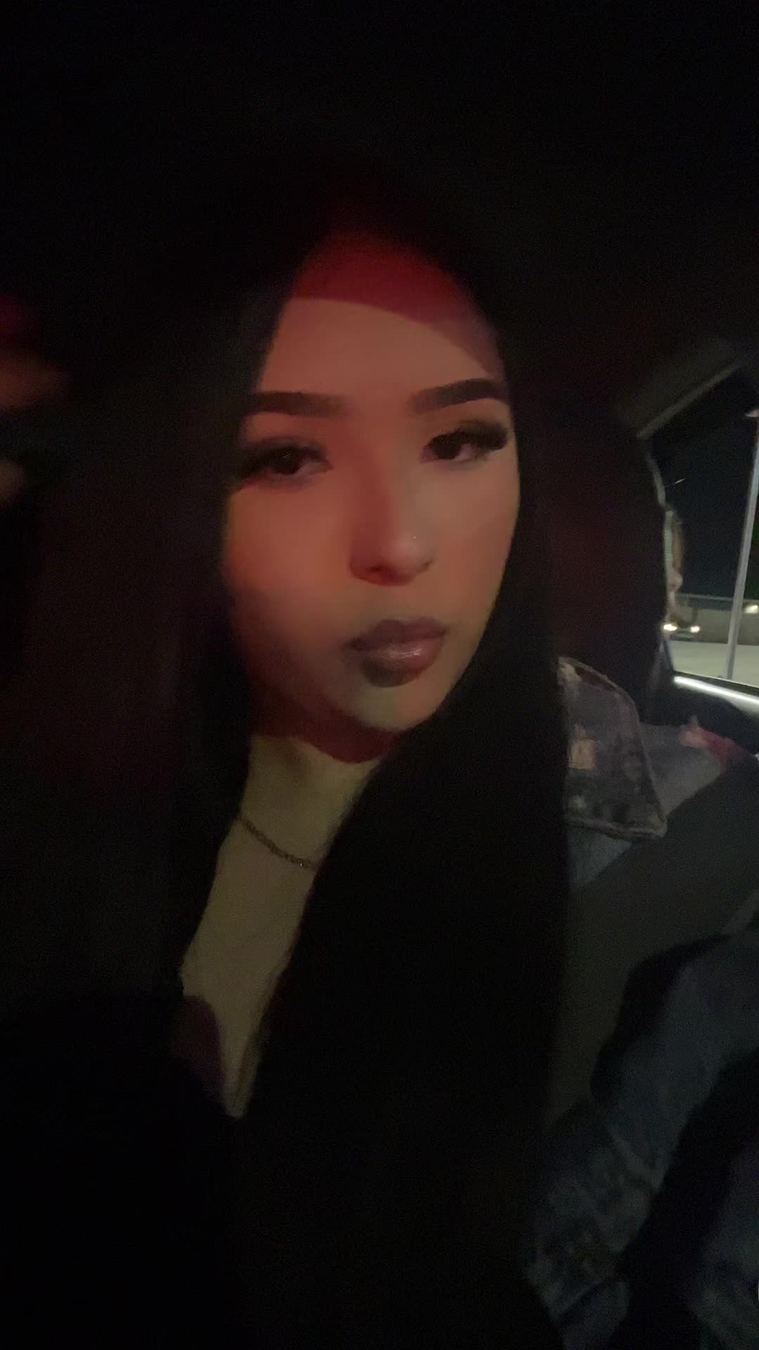 @👸🏻