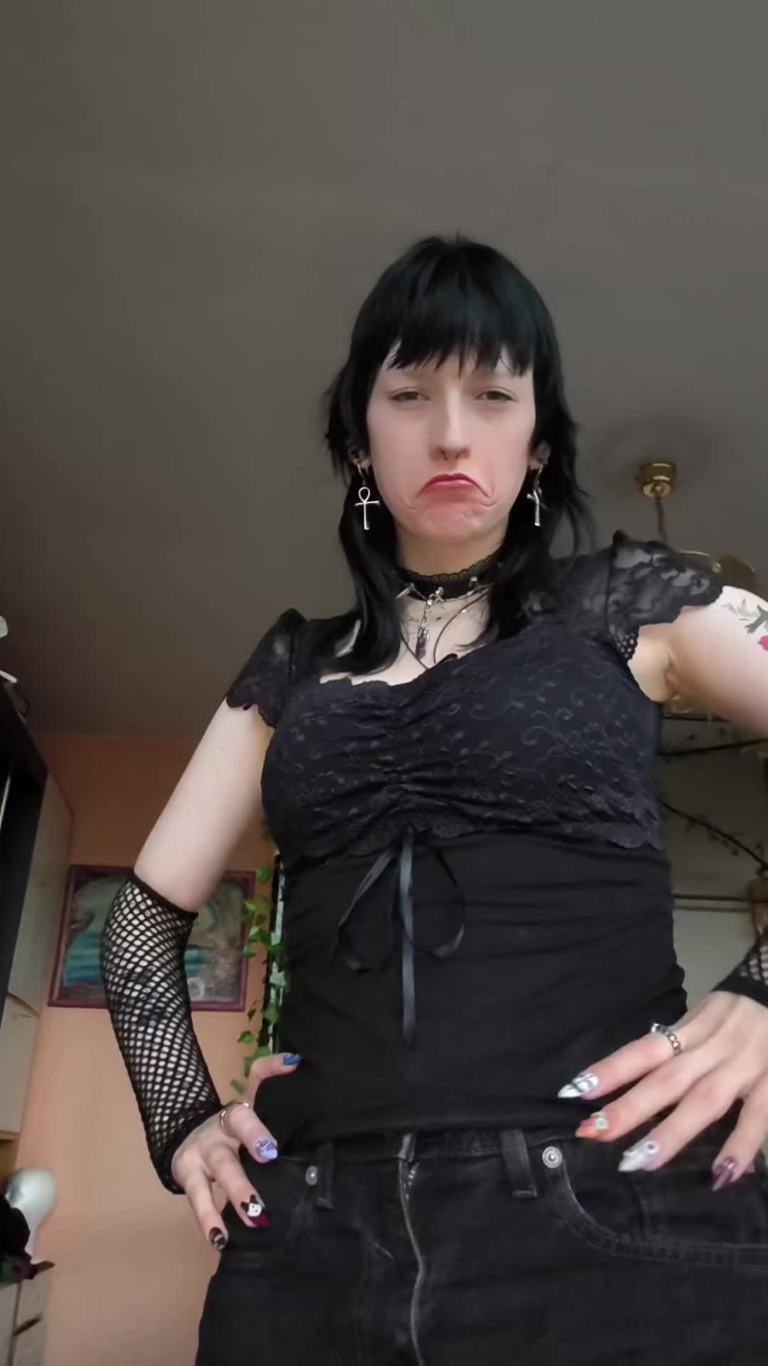 @🦇Axi🦇