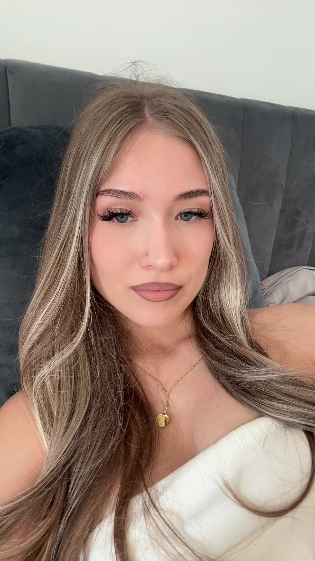 @𝓐𝓶𝓮𝓵𝓲𝓪