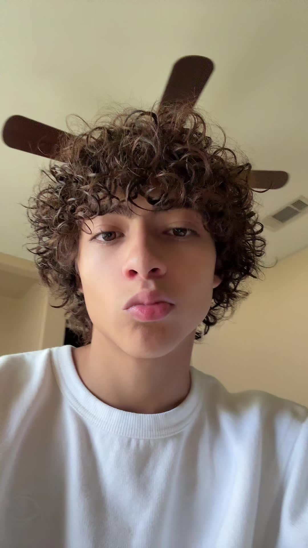 @Jayden